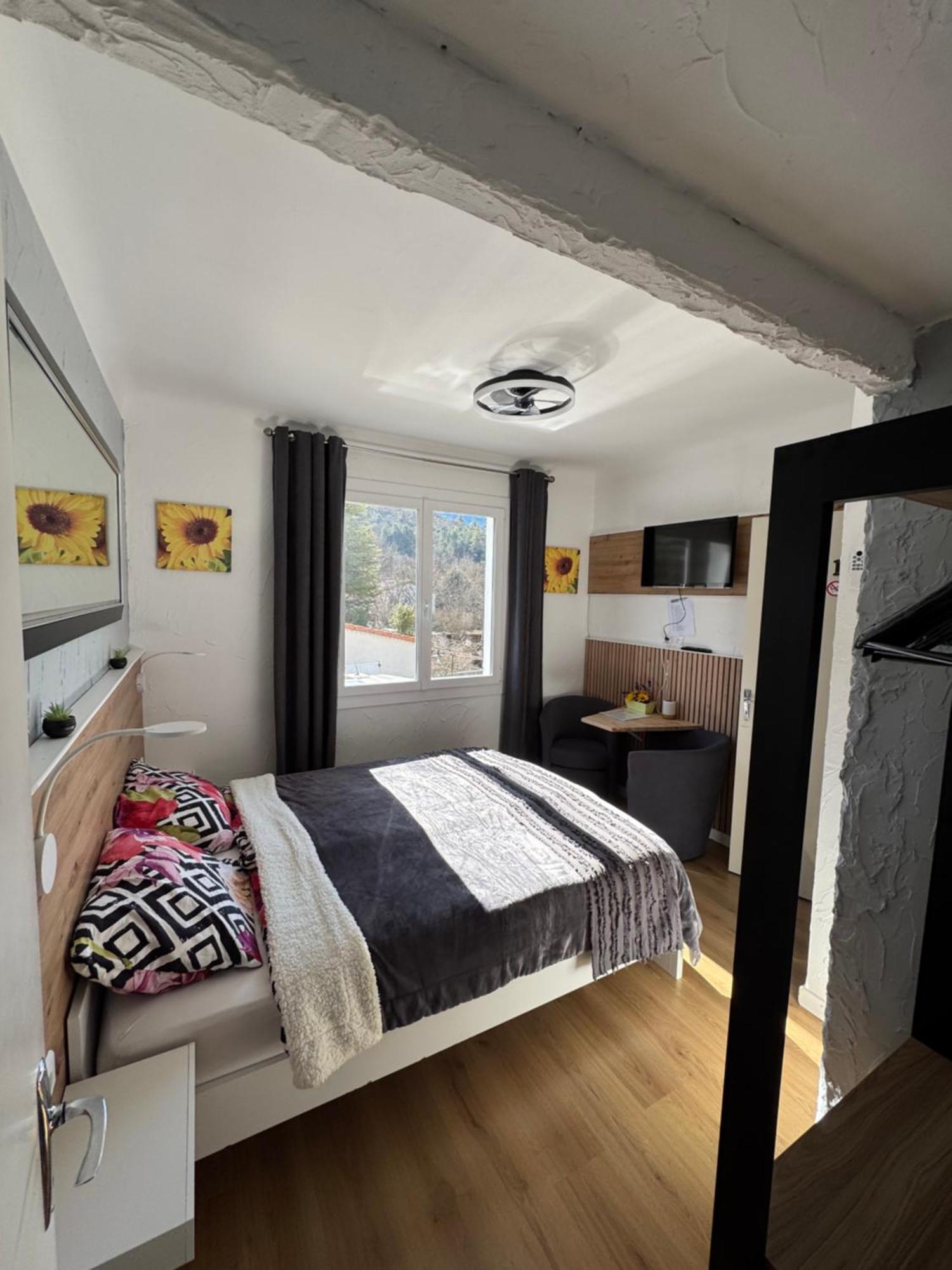 Bnb Castellane Chambre D'Hotes B&B Экстерьер фото